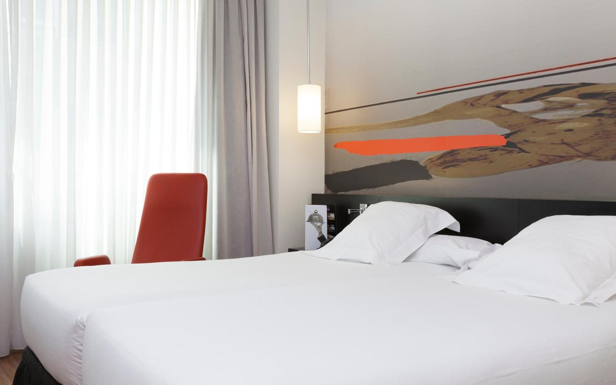Double or Twin Room airport shuttle